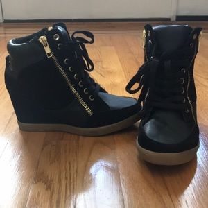 Steve Madden sneaker wedges. Black. Size 6.5